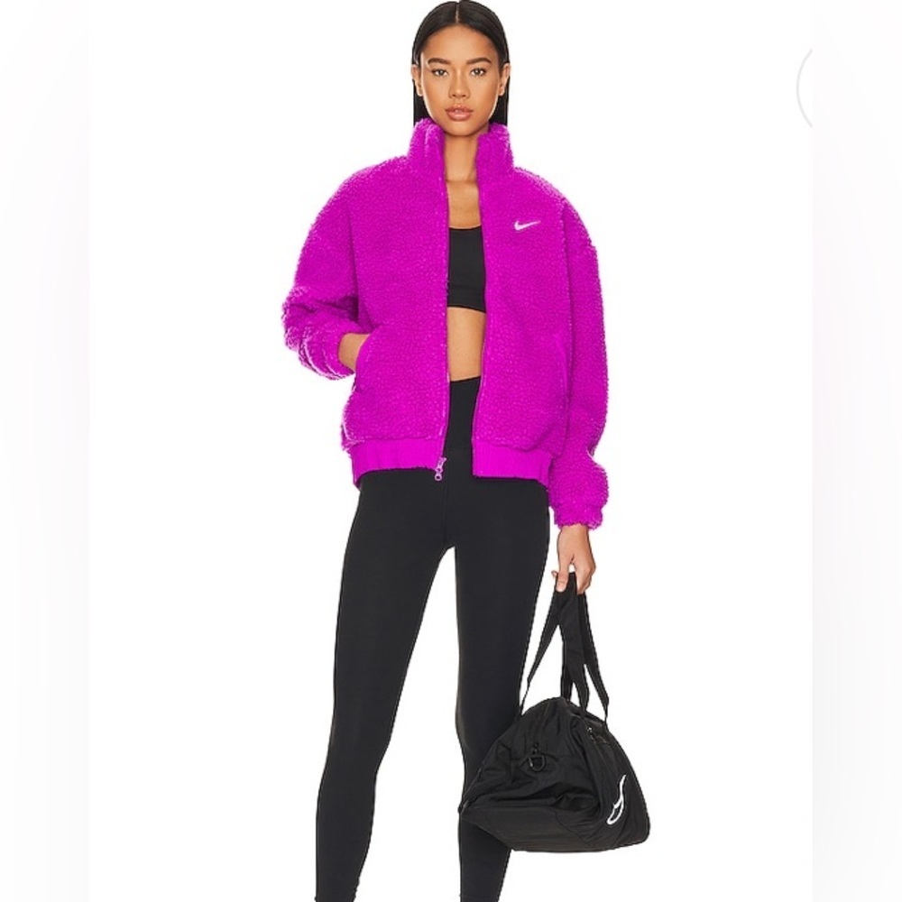 Nike NSW Swoosh Plush Jacket in Vivid Purple & Pink Oxford Coat NWT Size…
